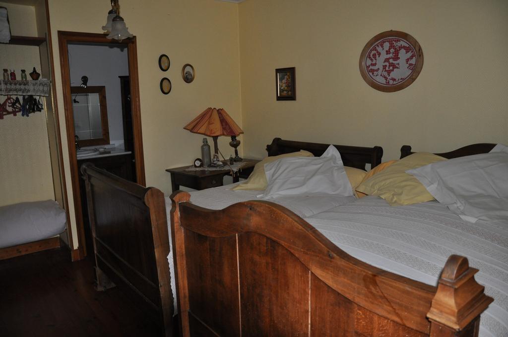 Bed and Breakfast A L'Antan - La Ferme D'Octave Saint-Hilaire-de-Villefranche Camera foto